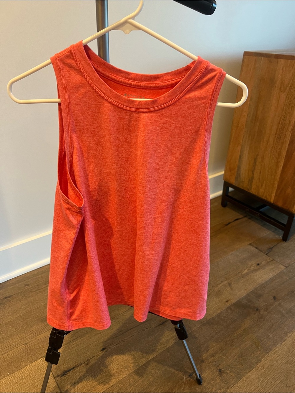 Athleta Coral Muscle Tank Top-Size M